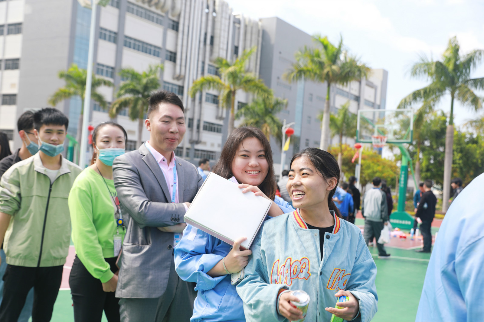 就地過年，年味不減—我在金年會挺好的
